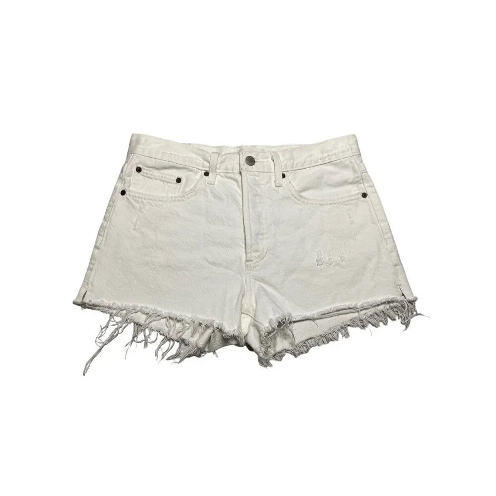 Aritzia Denim Forum The Yoko Short in White-sz 27